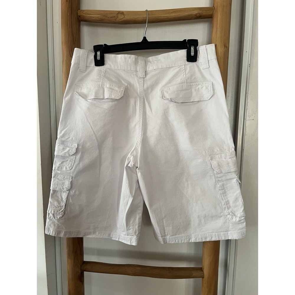 Monuments Men's White Cargo Shorts Size 32 Cotton Front Button Pockets - Picture 2 of 5